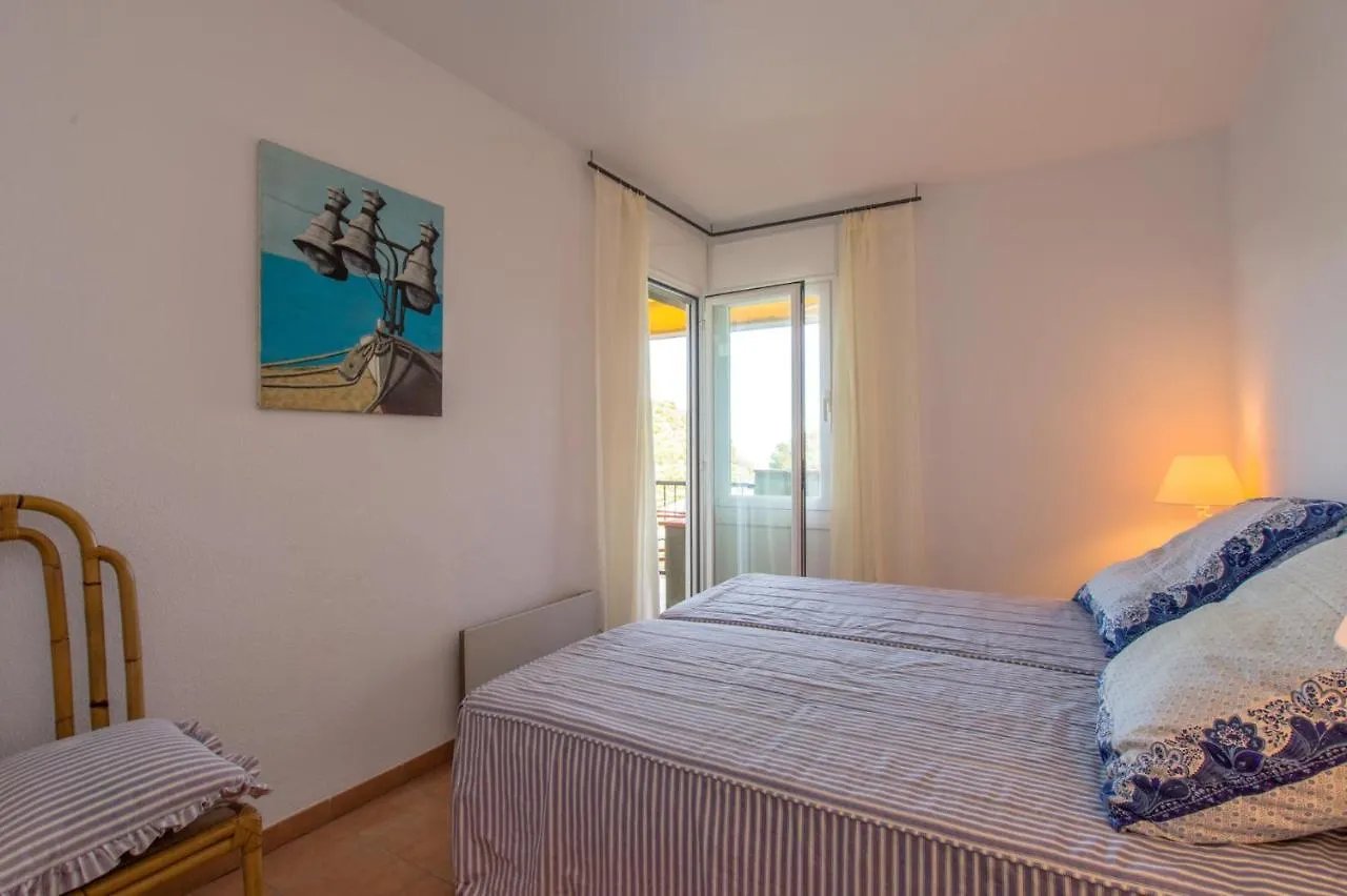 דירות C-5 Calella De Palafrugell 5 Pax ספרד